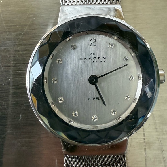Skagen Steel Mesh Band Watch - Picture 1 of 2